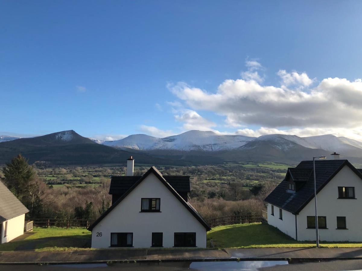 Aherlow House Hotel & Lodges Exteriör bild