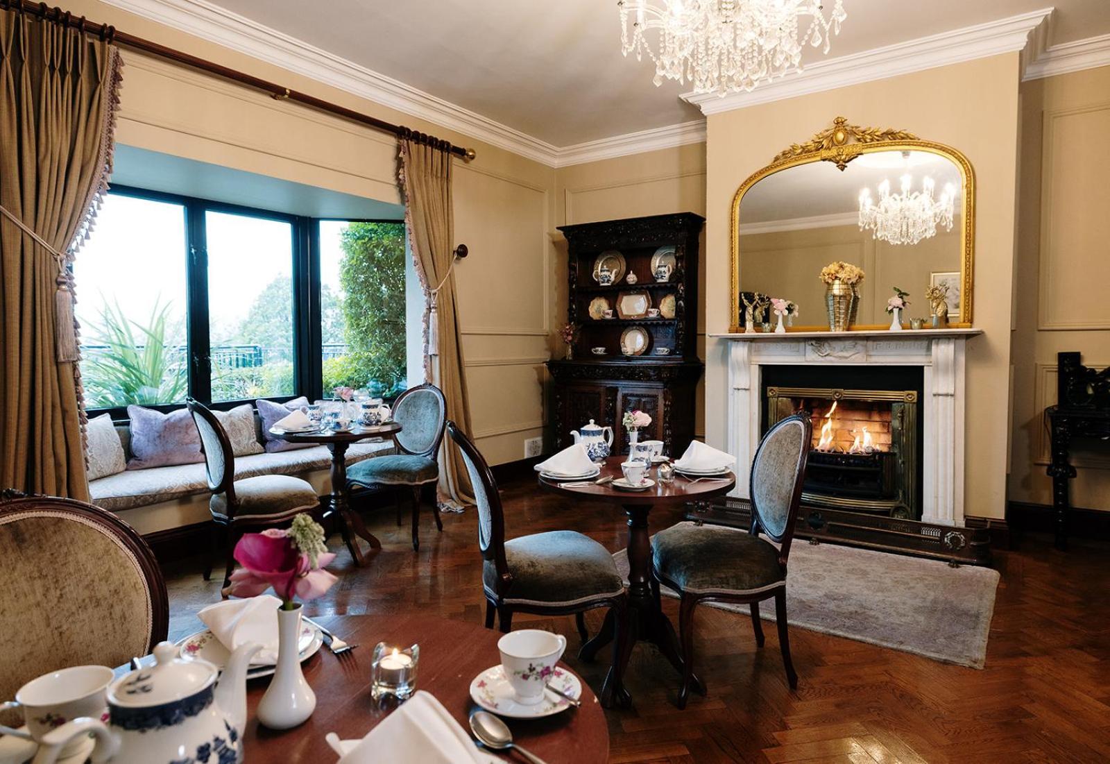 Aherlow House Hotel & Lodges Exteriör bild