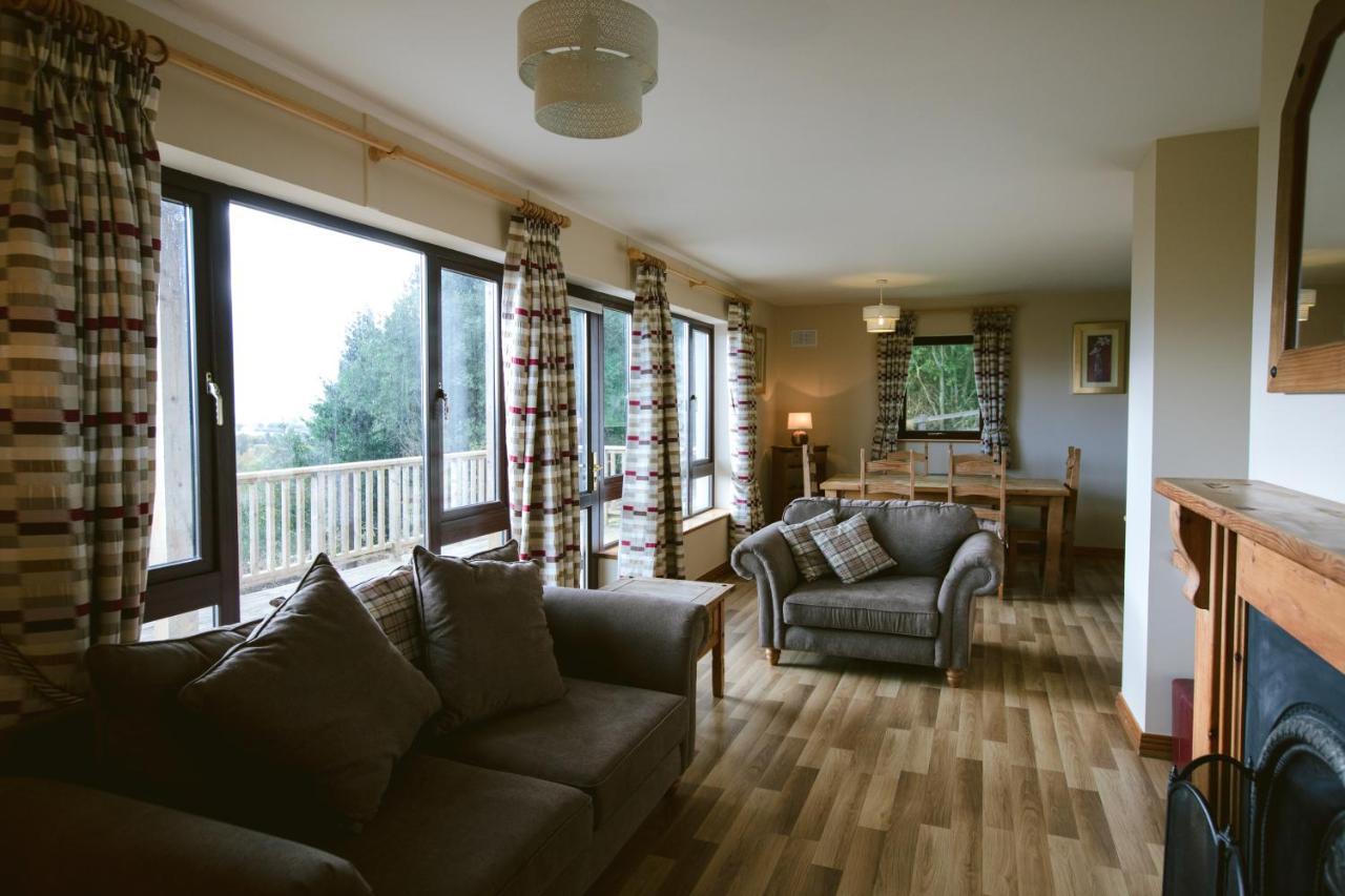 Aherlow House Hotel & Lodges Exteriör bild