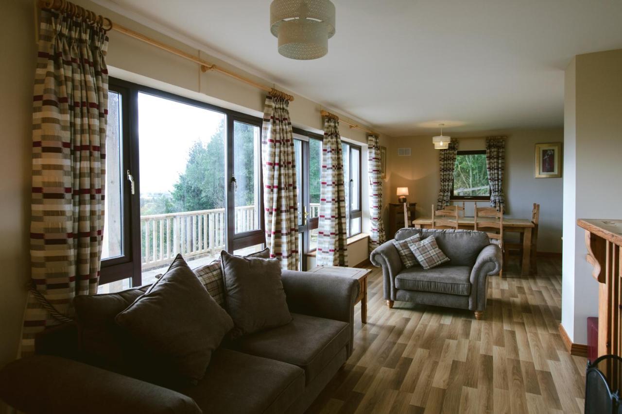 Aherlow House Hotel & Lodges Exteriör bild